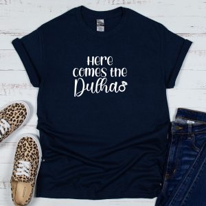 Close-up of Dulhan Dulha print with double-stitched neckline detail