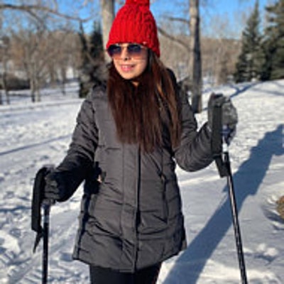 Sezzy, founder of Artkins